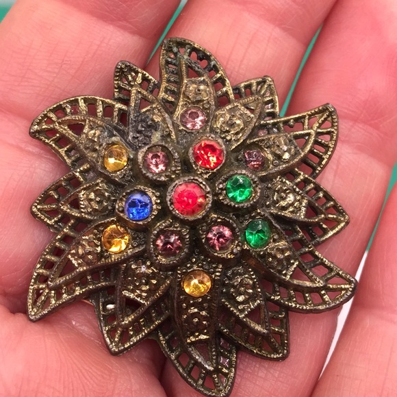 Vintage Little Nemo C-clasp Rhinestone flower brooch - Picture 1 of 4